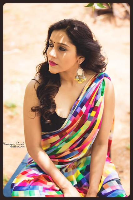 Beautiful Indian Girl Rashmi Gautam Hot In Red Saree 5